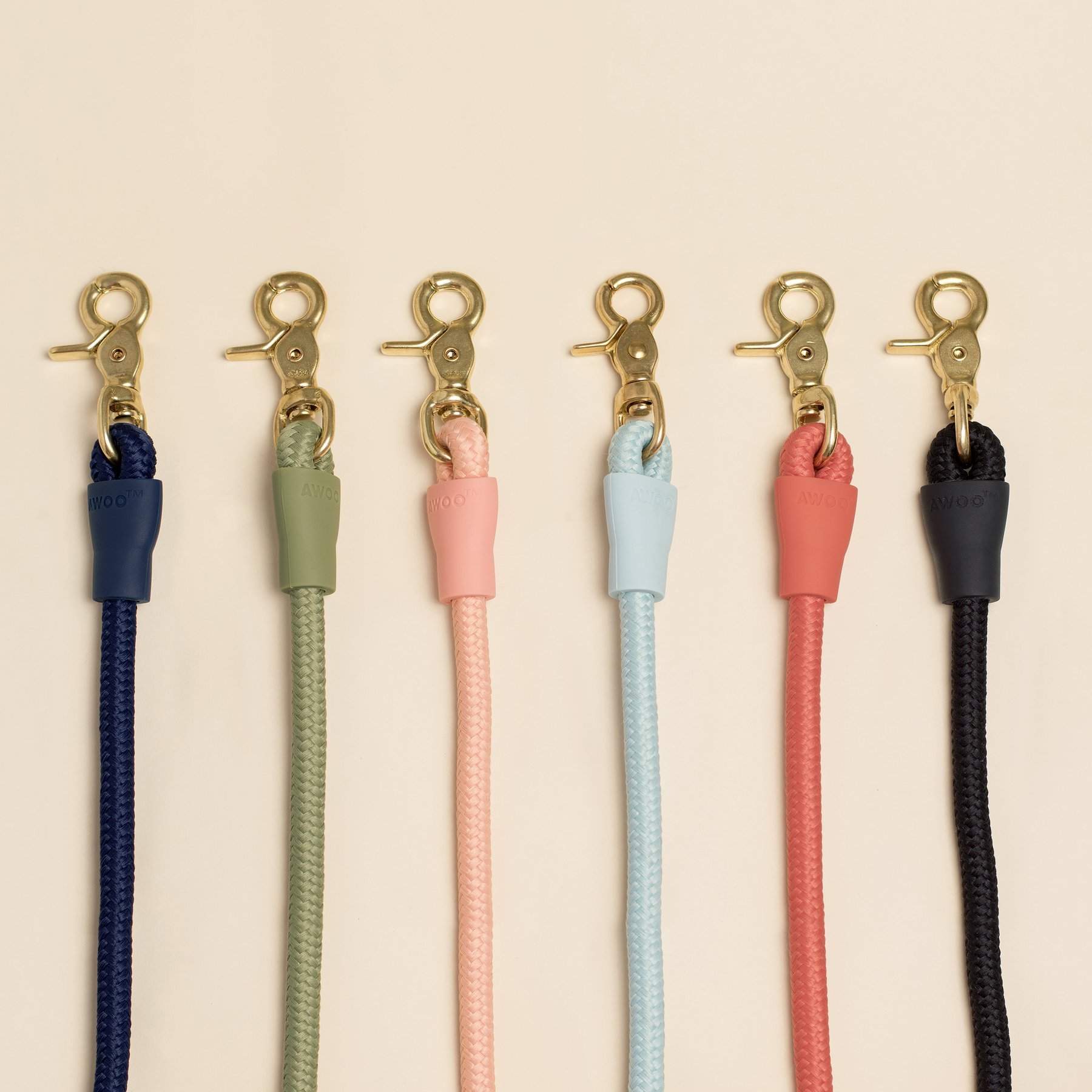 Dog leash in six different colors: black, orange, light blue, pink, olive green, navy blue.