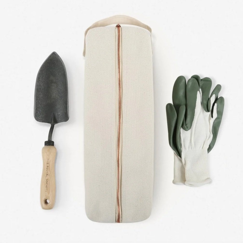 Hand trowel, garden tool bag, and hand gloves