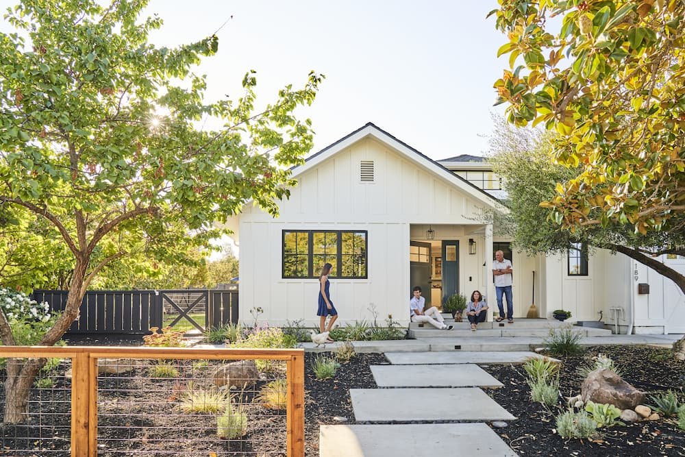 drought tolerant front yard in Los Gatos, CA with trees and mulched planting areas to soak up water on-site